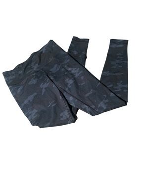 Lululemon Athletica Blue Camo Leggings Size 8